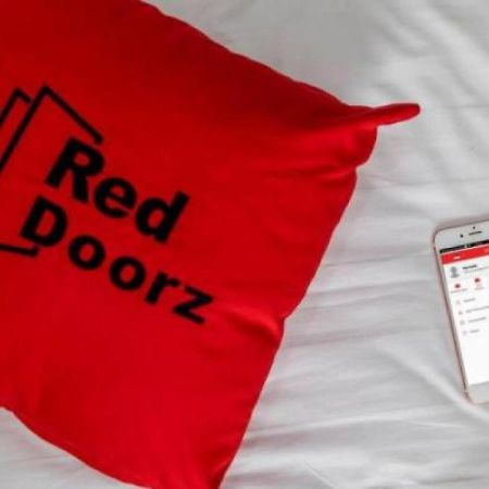 Reddoorz Plus Near Jambi Prima Mall Buitenkant foto