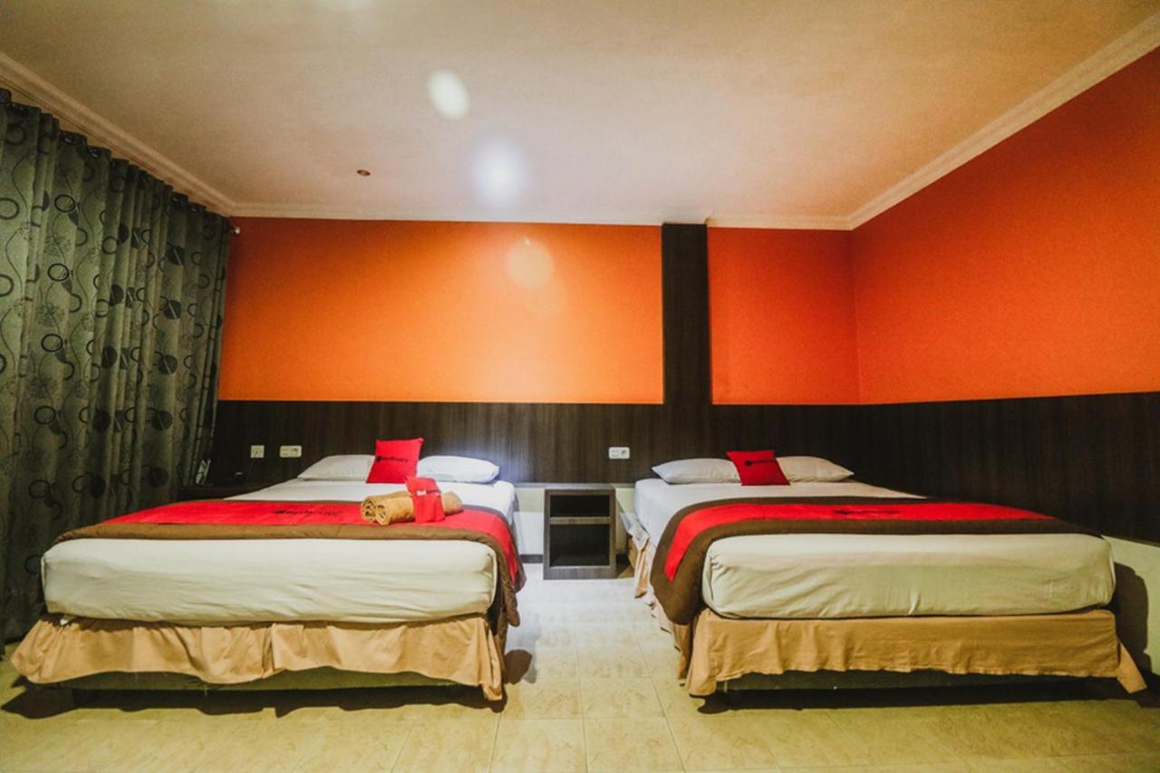 Reddoorz Plus Near Jambi Prima Mall Buitenkant foto